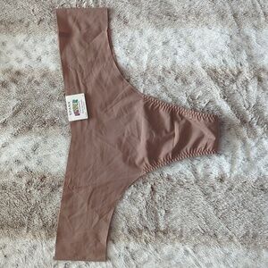 Spanks Understatements Laser Cut Lightweight Stretch Cafe Au Lait Thong Size 3X
